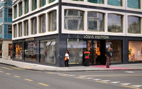 louis vuitton online shop suisse|louis vuitton geneve.